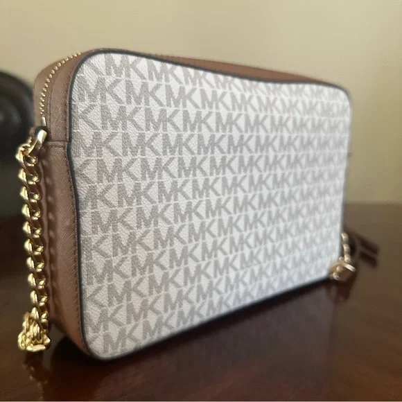 Michael Kors Jet Set Large East West Crossbody bag
